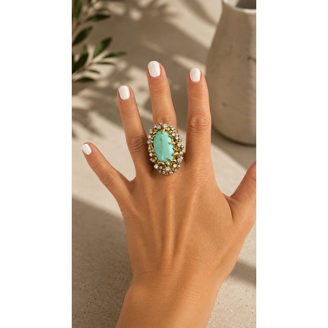 1960s 18k Gold Turquoise and Diamond Freeform Cocktail Ring, Size 7.5 For Sale - Image 4 of 17