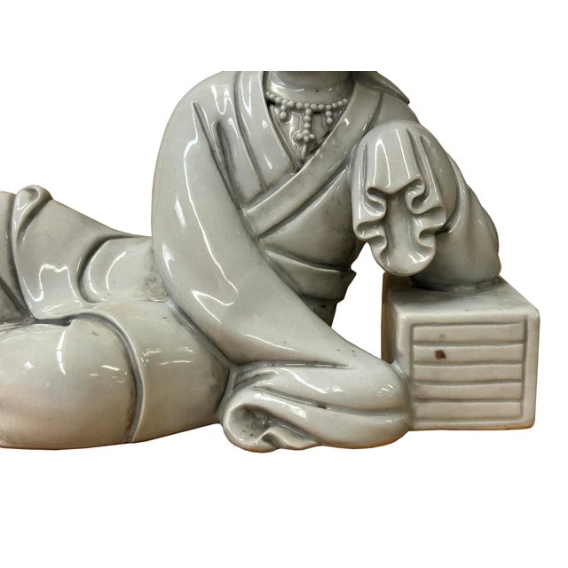 Ceramic Chinese Vintage Finish Off White Porcelain Reclining Kwan Yin , Bodhisattva Statue For Sale - Image 7 of 13