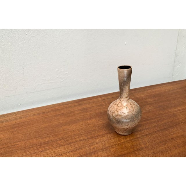 Mid-Century German Minimalist Studio Pottery Vase by Siegfried Gramann for Töpferhof Römhild, 1960s For Sale - Image 10 of 14