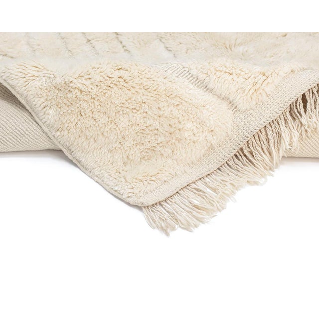 Symmetrical Diamond Fern Hand-Knotted Wool Rug | 9'11" X 6'10" | One of a Kind For Sale - Image 6 of 6