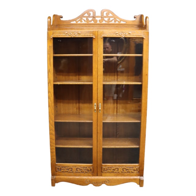 Victorian Oak Two-Door Glass Bookcase With Adjustable Shelves, Circa 1900 For Sale