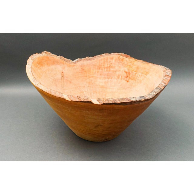 Wood Late 20th Century Don Stinson Tamworth Ontario Canada Large Hand Carved Natural Wood Bowl For Sale - Image 7 of 7