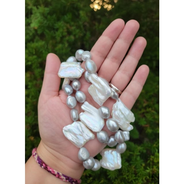 Vintage Art Deco Biwa and Baroque Pearl Necklace, Japan, 29 Inches For Sale In Cleveland - Image 6 of 9