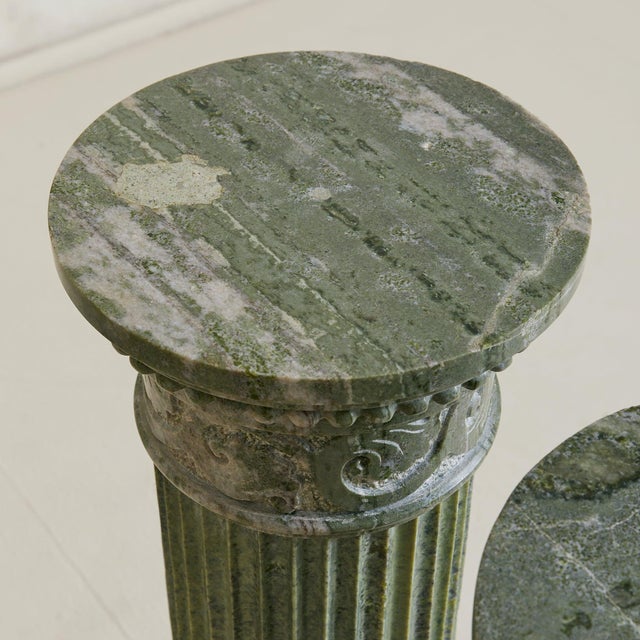 19th Century Antique Italian Neoclassical Green Marble Fluted Pedestal For Sale - Image 5 of 18