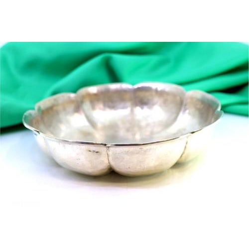 Hammered Silver Candy Box in Gummed Form For Sale - Image 6 of 6