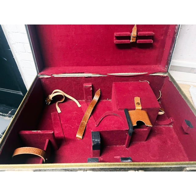 German Hammered Metal Photographers Camera Suit Case 1950 For Sale - Image 13 of 13