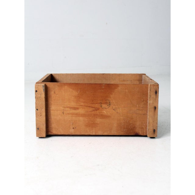 Vintage Placerville Fruit Crate For Sale - Image 4 of 11