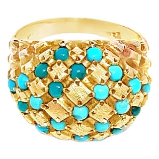 Mid 20th Century 18k Yellow Gold Vintage Turquoise Studded Ring, Size 5.5 For Sale