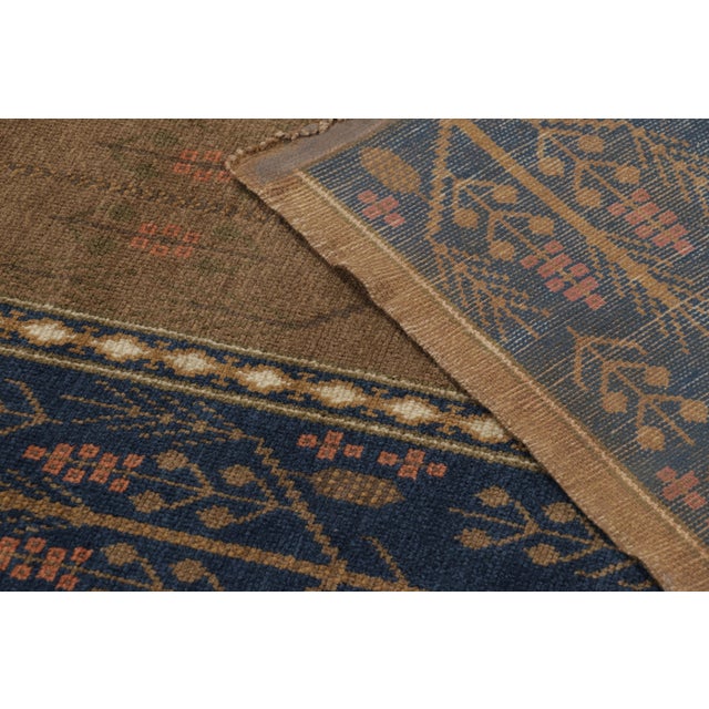 Gold Vintage Swedish "Flossa" Rug, Tobacco Brown & Navy Botanical Border - Rug & Kilim For Sale - Image 8 of 10
