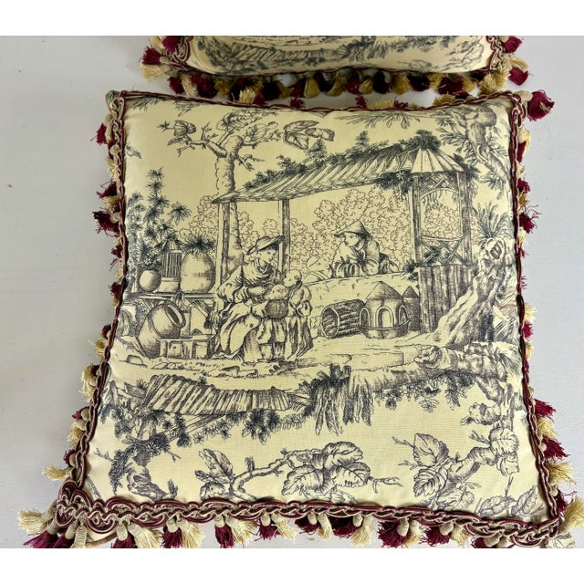 Chinoiserie Schumacher Chinoiserie Cotton Toile Pillows / a Pair. For Sale - Image 3 of 11