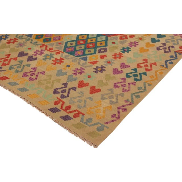 1990s Shabby Chic Turkish Beige/Rust Hand-Woven Kilim Wool Rug -6'7 X 10'0 For Sale - Image 4 of 8