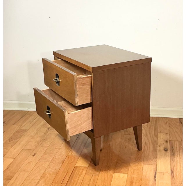 Mid-Century Modern Mid 20th Century Modern Walnut Bassett Nightstand Brass + Black 2 Drawer For Sale - Image 3 of 12
