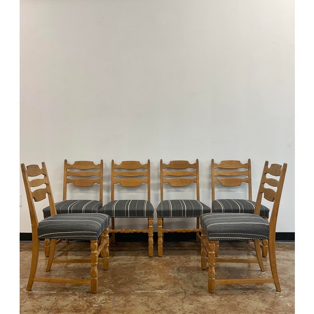 Mid-Century Modern Six Razorback Oak Dining Chairs in the Style of Henning Kjærnulf, Denmark, 1960s For Sale - Image 3 of 16