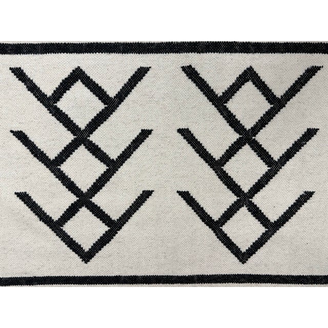 2010s 8ft 2in × 9ft 9in Four Hands Coulter Graphic Wool Area Rug For Sale - Image 5 of 12