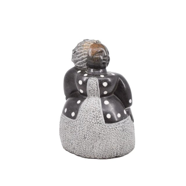 Early 20th Century Shona Stone Woman Sculpture In The Style of Colleen For Sale - Image 4 of 6