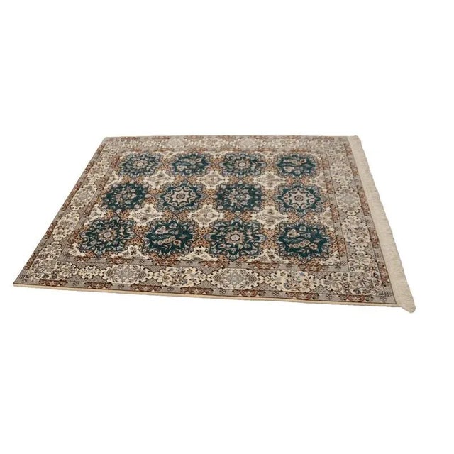 Middle Eastern Hand-Knotted Rug in Silk For Sale - Image 9 of 10