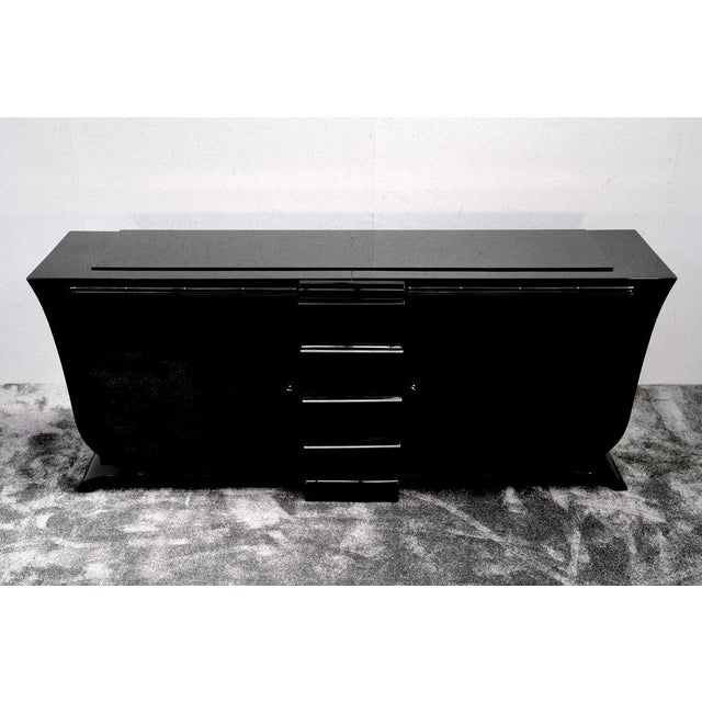Art Deco Sideboard in Black High-Gloss Lacquer, 1930s, in Restored conditions. Designed 1920 to 1949