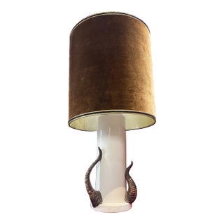 Mid-Century Regency Ceramic Horn Lamp For Sale