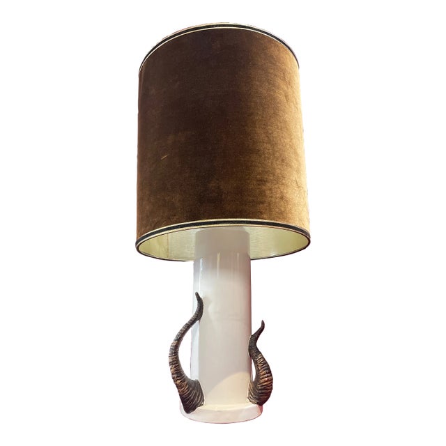 Mid-Century Regency Ceramic Horn Lamp For Sale