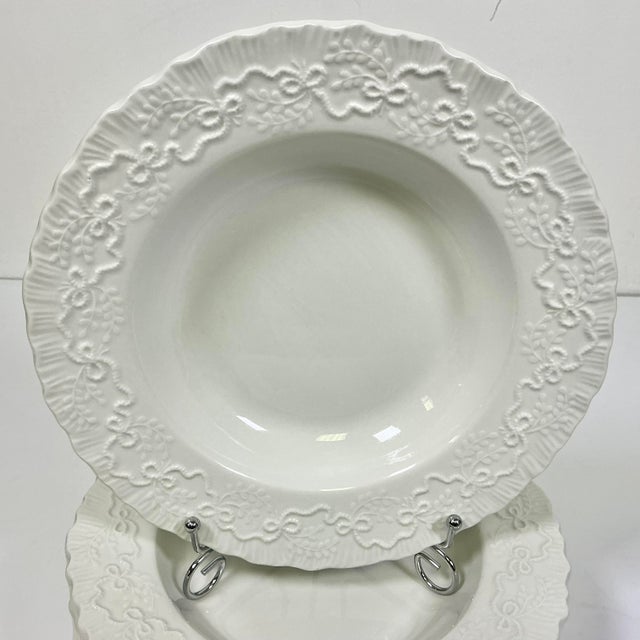 1980s 1989 Vintage English Americana Wedgwood for Ralph Lauren Le Blanc Claire Coupe Soup Bowl - Set of 7 For Sale - Image 5 of 9