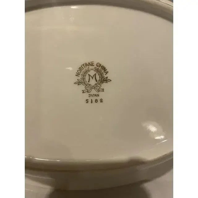 Noritake Vintage Noritake Bradford Large Serving Bowl #5182 For Sale - Image 4 of 7