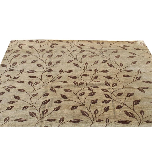 Indo Nepal Rug Size: 11'5"x14' Colors : :Light Brown Chocolate ALL WOOL HAND KNOTTED RUG. This is a beautiful neutral...