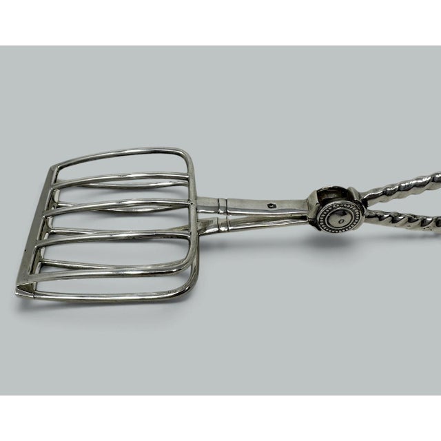 English Antique Vintage English Sterling Silver Asparagus Tongs Ben Wade Sheffield 1921 For Sale - Image 3 of 9