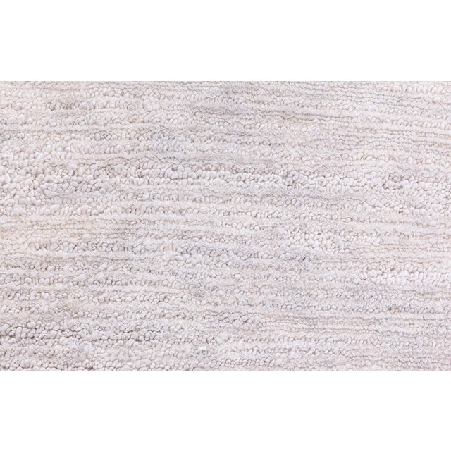 Modern Hand-Knotted Silk and Wool Rug in Elegant Beige by Doris Leslie Blau For Sale In New York - Image 6 of 7