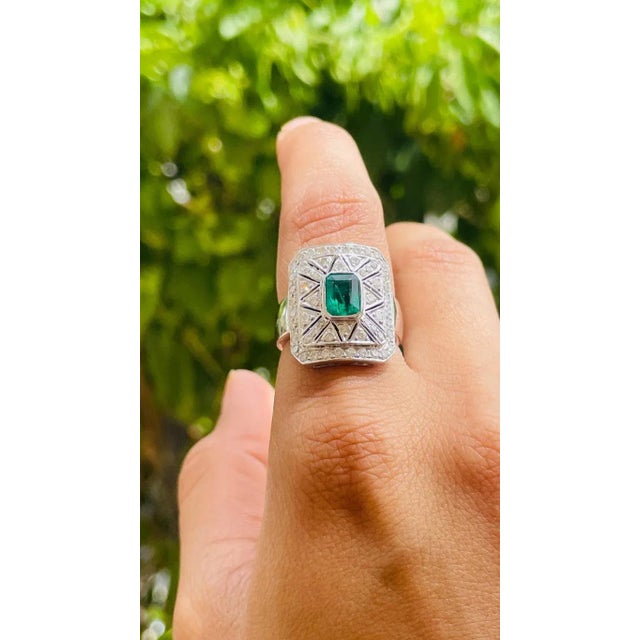 Emerald Diamond Cocktail Ring in Solid 18k White Gold Size 7 For Sale - Image 9 of 11