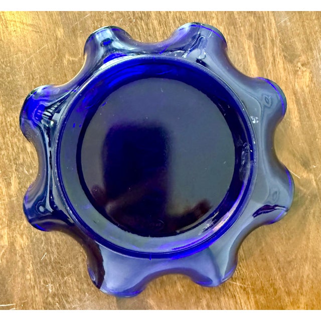 Campaign Early 20th Century Fenton Art Glass “Mountaineer Spirit” Collectible Bowl For Sale - Image 3 of 12