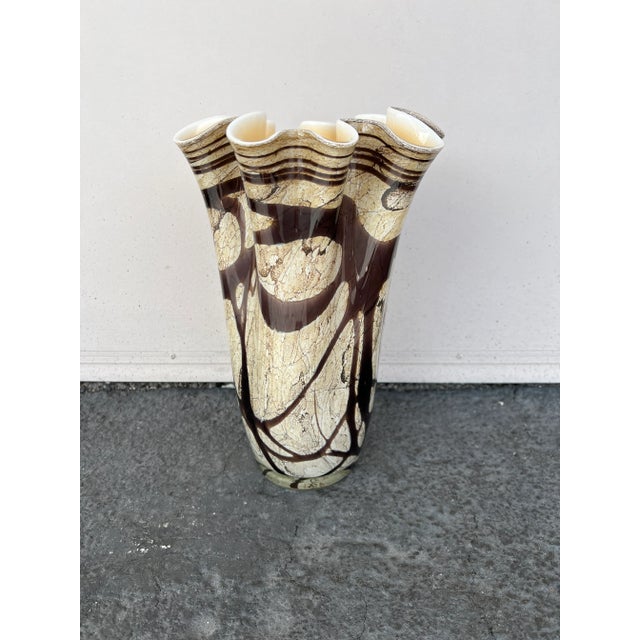 Vintage Krosno Jozefina Poland Handkerchief Blown Glass Vase For Sale - Image 4 of 8