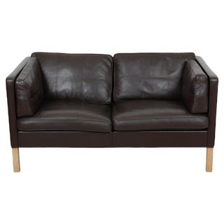 Model 2442 2-Seater Sofa in Brown Leather by Børge Mogensen for Fredericia, 1970s For Sale
