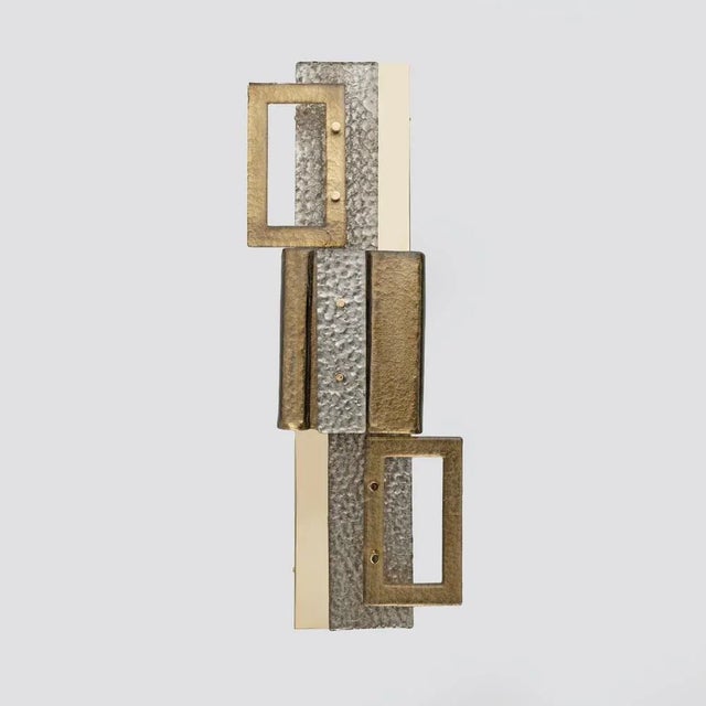 Modern Geometric Murano Glass and Brass Wall Lamp, 1990 For Sale - Image 6 of 10