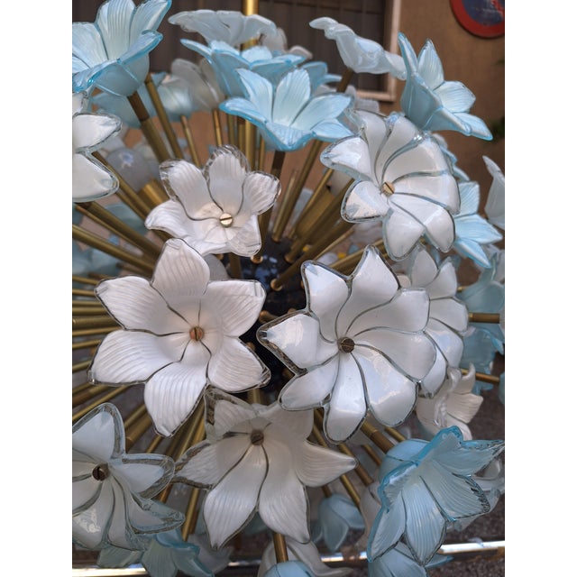 1990s Large Brass Pendant Lamp with White and Blue Murano Glass Flowers For Sale - Image 5 of 9