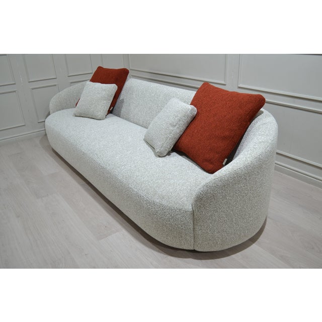 Not Yet Made - Made To Order Cottonflower 280 Cloud Curved Sofa in Soft Beige Boucle by Danu Chirinciuc for Kabinet For Sale - Image 5 of 7