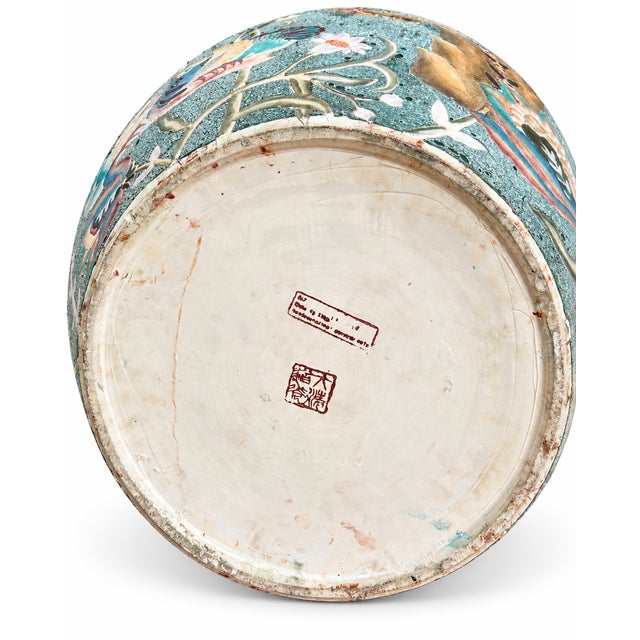 1980s Large Chinese Porcelain Jardinière Planter With Bird & Floral Motifs on Decorative Stand For Sale - Image 10 of 11