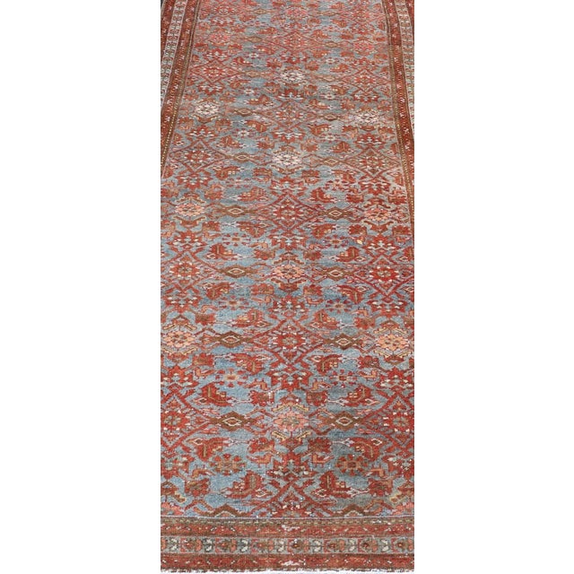 Early 20th Century Persian Malayer Runner With Sub-Geometric Design in Blue, Red and Taupe 3.9 X 12.10 For Sale - Image 5 of 13