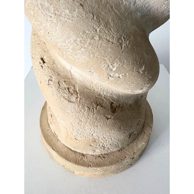 Beige Plaster Column Lamp with Twisted Plinth Stem, USA, 1980s For Sale - Image 8 of 10