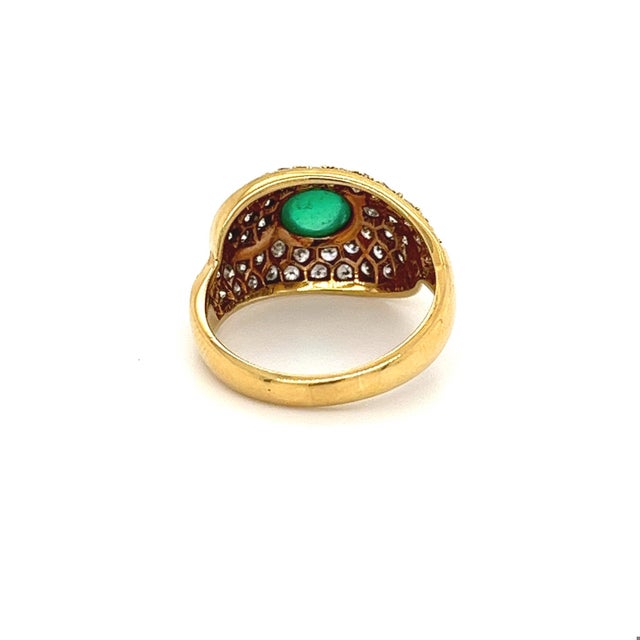 1 Carat Cabochon Natural Emerald Toi Et Moi Ring in 18k yellow gold, Size 7 For Sale - Image 4 of 8
