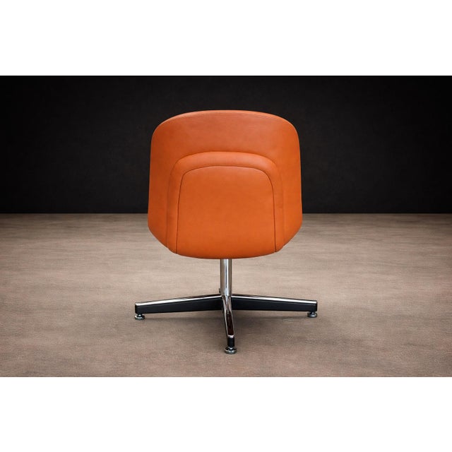 Forma Brazil Pair of “Pollock” Armchairs by Forma, Aluminum & Leather, Brazil, 1970s - Lot 153 For Sale - Image 4 of 15