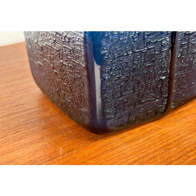 Mid-Century Modern Swedish Blue Glass Vase by Christer Sjögren for Lindshammar Glasbruk, 1960s For Sale - Image 11 of 18