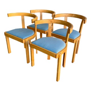 1960s Danish Modern Oak Dining Chairs With Curved Backrests - Set of 4 For Sale