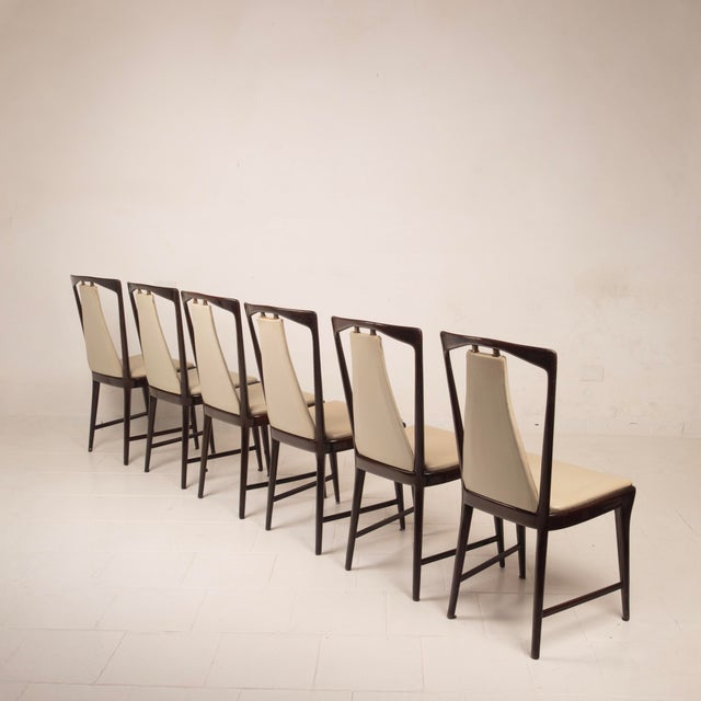 Wood Mid-Century Modern Italian Mahogany Stained Dining Chairs by Osvaldo Borsani for Abv, 1950, Set of 6 For Sale - Image 7 of 18