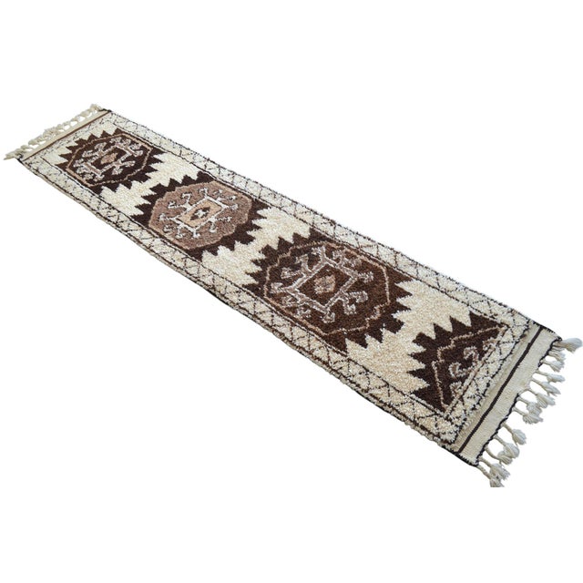 Textile Hand-Knotted Kurdish Runner Rug . Tribal Herki . Undyed Wool Hallway Decor - 2′10″ × 11′11″ For Sale - Image 7 of 14