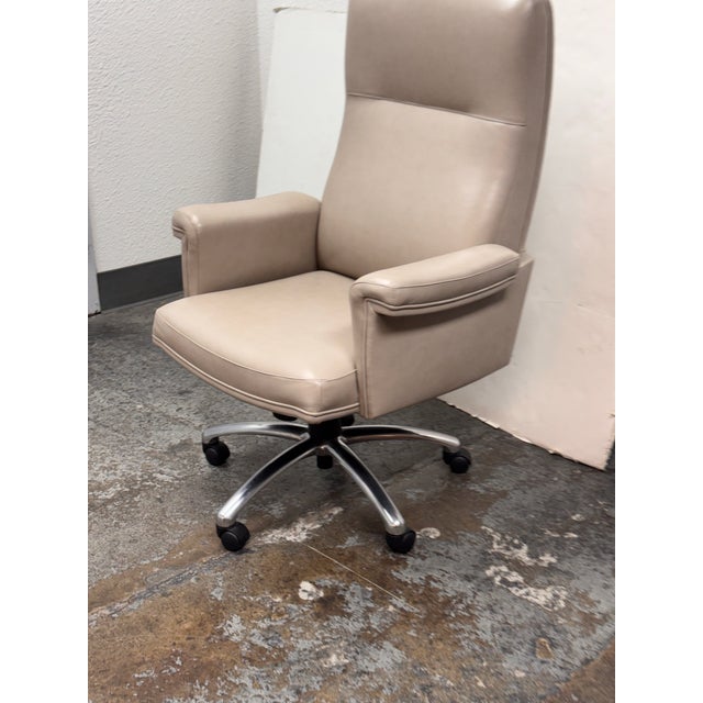 Design Plus Gallery presents a Lee Swivel Leather Office Chair from Hancock & Moore. This chair offers a neutral palette...