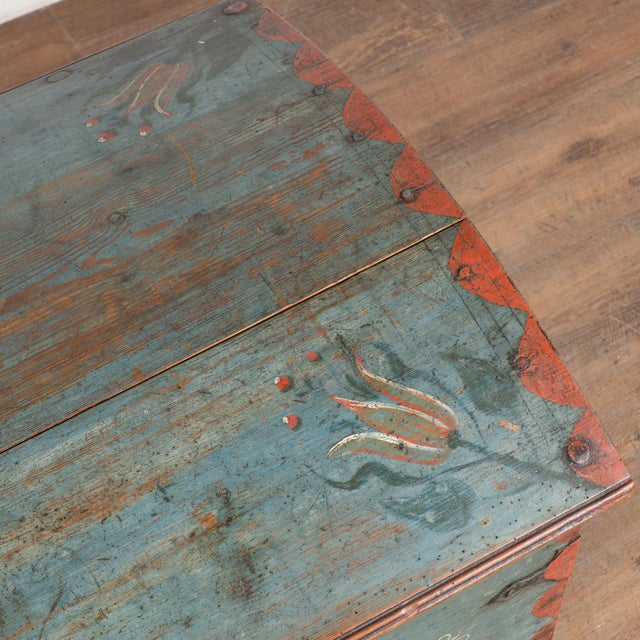 Original Swedish Dome Top Hand Painted Blue Pine Trunk Dated 1826 For Sale - Image 9 of 18