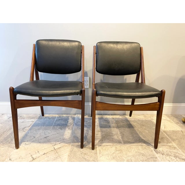1960s Mid Century Modern Vamo Sønderborg for Arne Vodder Attributed Tilt Back Dining Chairs - Set of 2 For Sale - Image 9 of 9