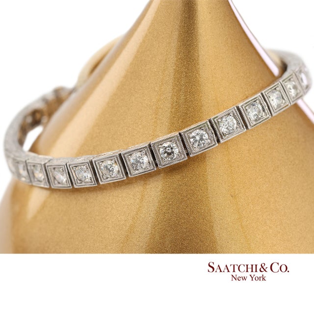 Vintage 18k 750 White Gold Natural Diamond Engraved & Milgrain Tennis Bracelet For Sale In New York - Image 6 of 13