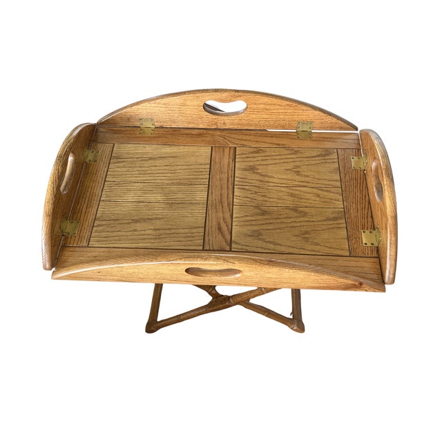 Tan Vintage English Campaign-Style Butler’s Tray Table – Folding Faux Bamboo Base, Adjustable Height, Removable Serving Tray in Oak For Sale - Image 8 of 10