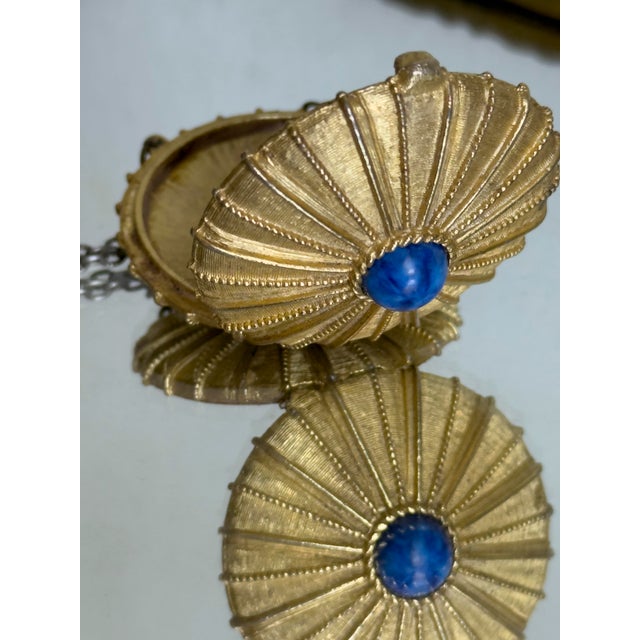 1970s Hollywood Regency Estée Lauder Empire Solid Perfume Pendant Necklace For Sale - Image 9 of 16